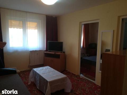 Apartament 2 camere piața Brotacei, termen lung