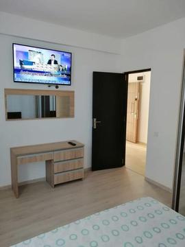 Inchiriez apartament