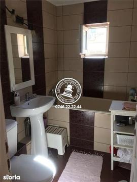 Apartament 3 camere de vanzare Pacurari