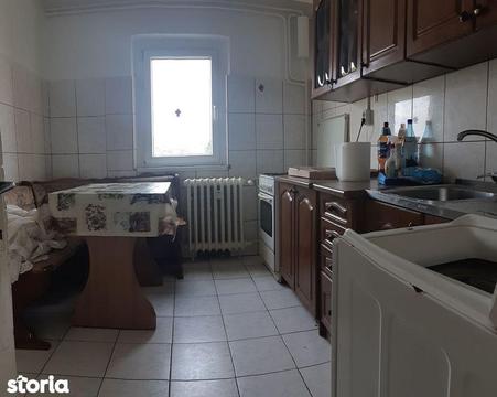 Apartament 2 decomandate , mobilat si utilat, Mioritei