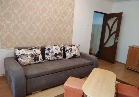 Închiriez apartament