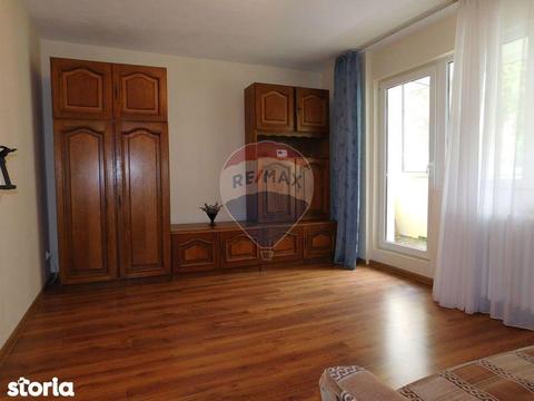 Apartament 3 camere decomandate