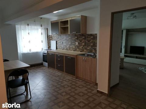 Inchiriez apartament 2 camere, dec, zona Select, et. 1, totul nou