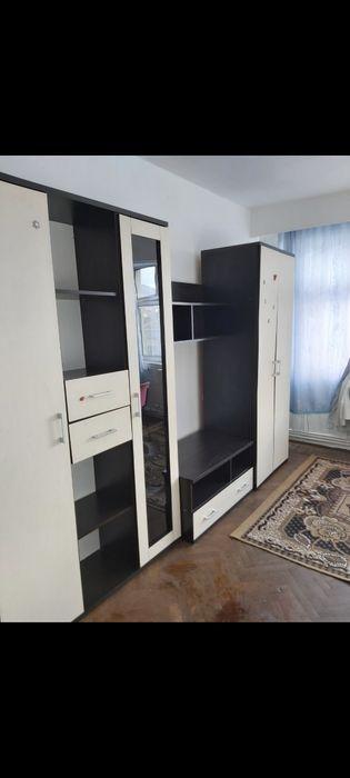 Închiriez apartament