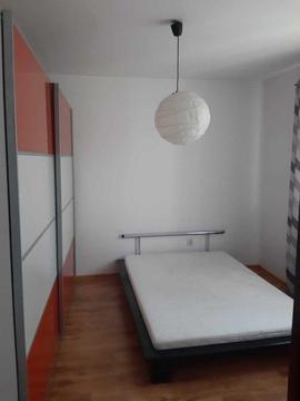 Inchiriez apartament !!!