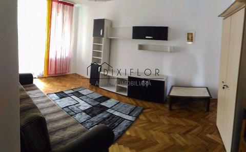 De ÎNCHIRIAT Apartament cu 2 camere - zona Poli II