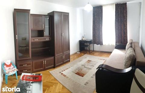 EE/698 De închiriat apartament cu 3 camere în Tg Mureș - 7 Noiembrie