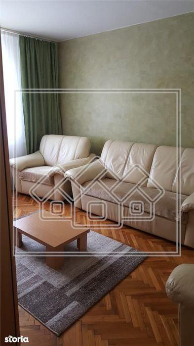 Apartament cu 3 camere in Sibiu - Piata Rahovei