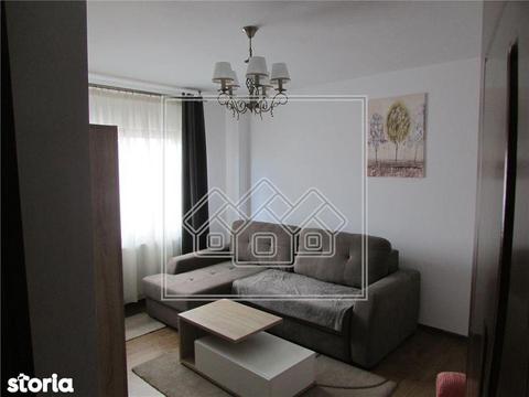 Apartament cu 2 camere - mobilat si utilat - zona Mihai Viteazul