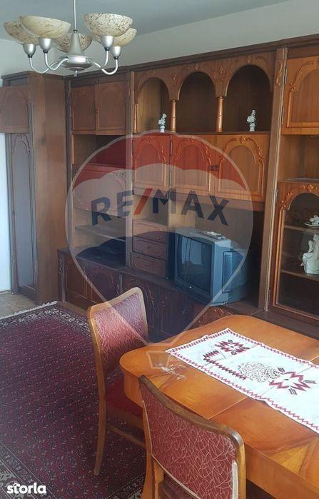 Apartament 2 camere în zona Lupeni