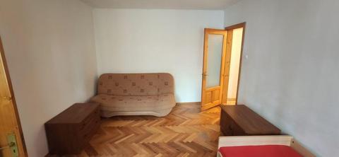 Închiriez apartament cu doua camere