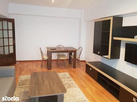 Inchiriez apartament 2 camere, et.7, Central, ID 662