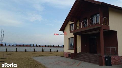 Casa zona Cetate-teren 2700 mp