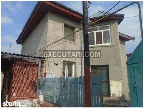 Casa - 139m² + Teren - 567m², Focsani