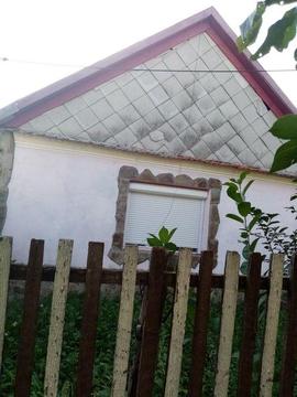 Vind casa în satul Parhida județul Bihor 25 de km de oradea