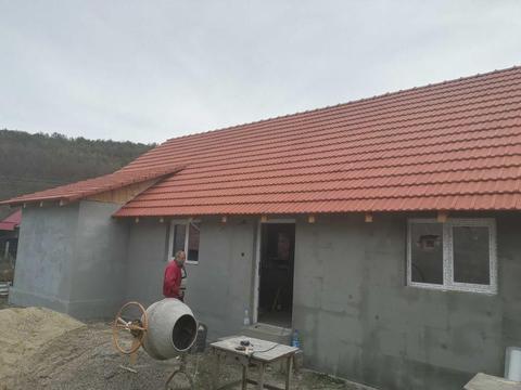 Vand casa renovata gladna montana