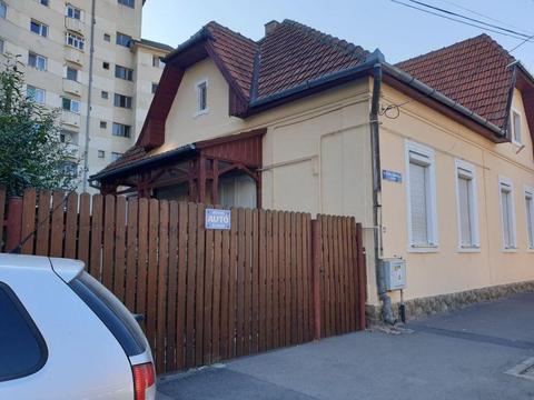 De vanzare casa