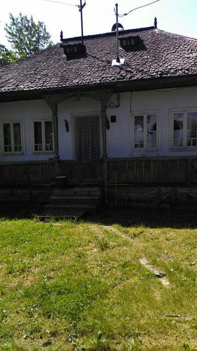Vand teren si casa batraneasca comuna Rasca, Suceava