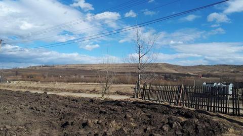 Vand 40 ari de pământ in satul Vilcele judet Suceava