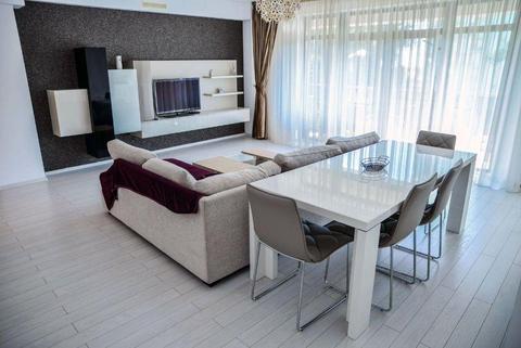 Solid House Mamaia zona Cazino apartament superb 3 camere