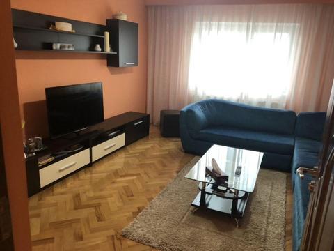 Apartament 4 camere, zona Tractorul