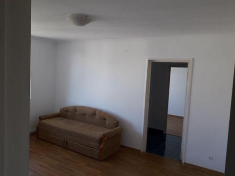 Vand apartament 2 camere Brandusei