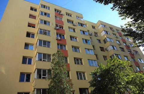 Vand apartament cu 3 camere zona stadion