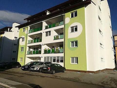Vand apartament 3 camere