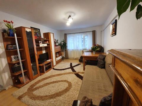 Apartament de vânzare, 3 camere, complet mobilat ( 70 m² utili )