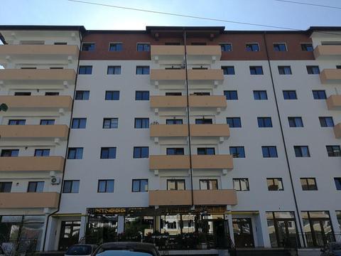 Apartament 3 camere+ garaj pe bulevard