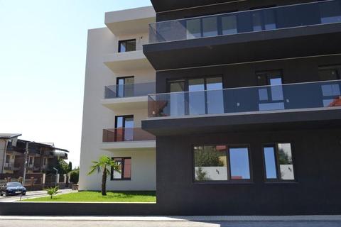 Pipera - Apartament 3 camere cu gradina proprie - bloc nou Dezvoltator