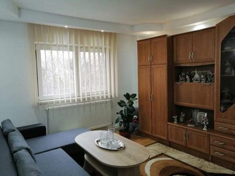 Vand apartament 4 camere