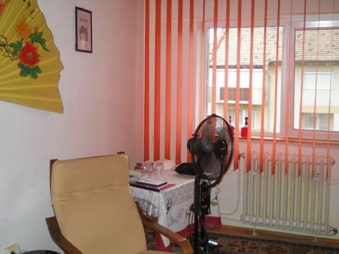 Apartament 3 camere Carpati 2