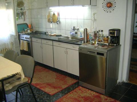 Apartament cu 3 camere, Micro 16