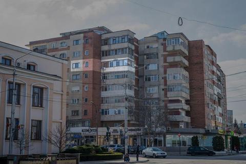 Vand apartament cu 2 camere, zona ultracentrala