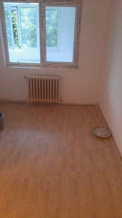 Apartament 2 camere, decomandat, 48mp - zona Confecţii