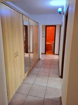 Apartament 3 camere de închiriat