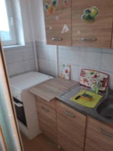 Inchiriez apartament cu 2 camere hipodrom etaj 4,mobilat,pret 750lei