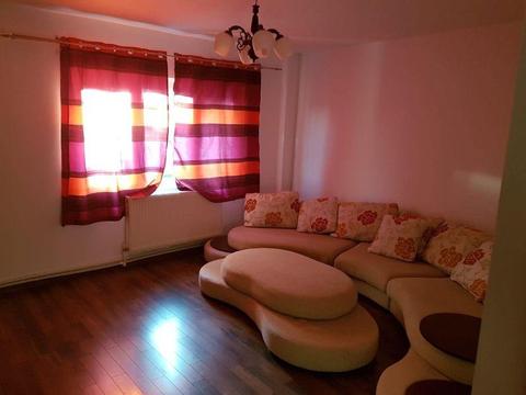 Inchiriez apartament 3 camere