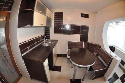 Apartament 3 camere - decomandat in M 12