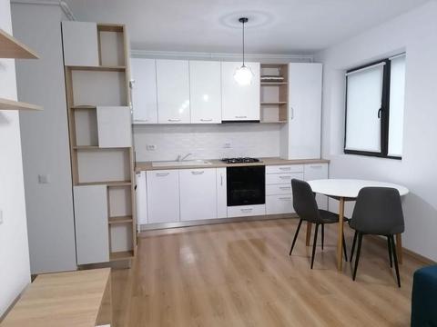 Apartament cu 2 camere de închiriat! Gradina proprie 36 mp Class Park