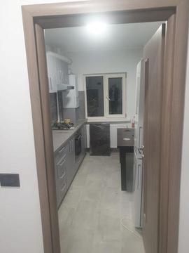 Închiriez apartament 1 mai