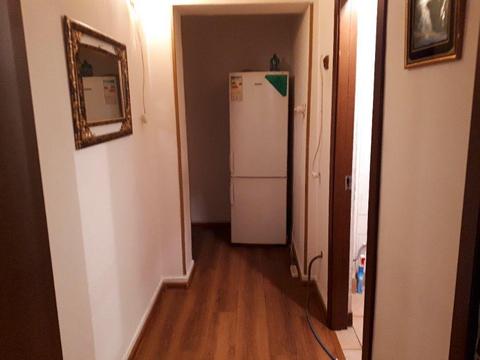 Inchiriez apartament