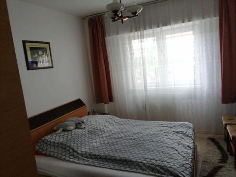 Inchiriez apartament 3 camere Dumbrava Nord