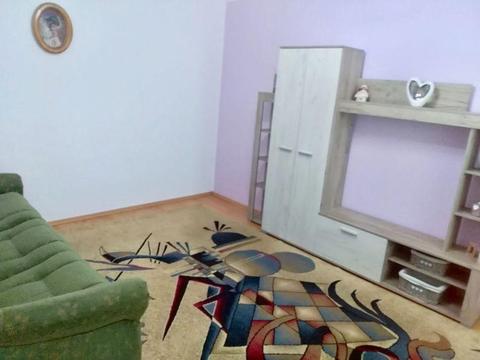 Inchiriez camera In apartament cu 2 camere decomandat Marasesti