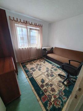 Inchiriez apartament 3 camere Marasesti/Zamca