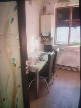 Inchiriez apartament 2 camere