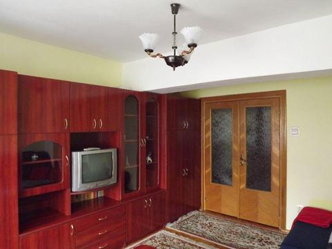 Inchiriez apartament cu 2 camere Bulevardul Dacia