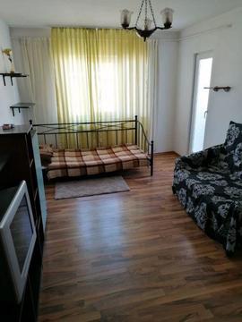 Inchiriez apartament 2 camere Oradea langa Lotus Center (Nufarul)