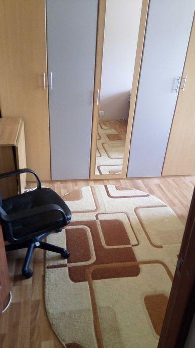 Inchiriez apartament !